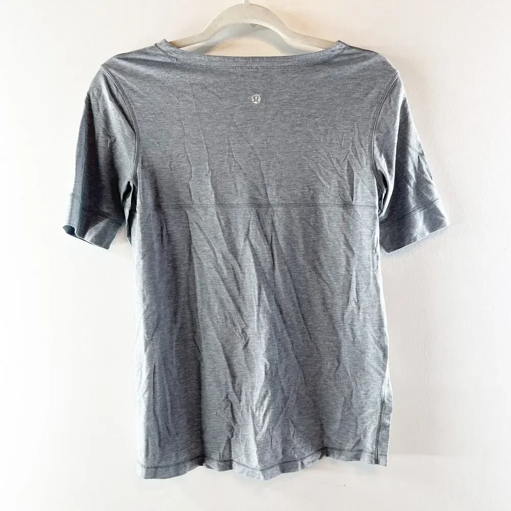 Lululemon Dash To Class Short Sleeve Tee Shirt Heathered Medium Gray Small